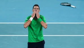 随阿根廷队在西班牙公开训练，梅西：感谢今天到场的所有人